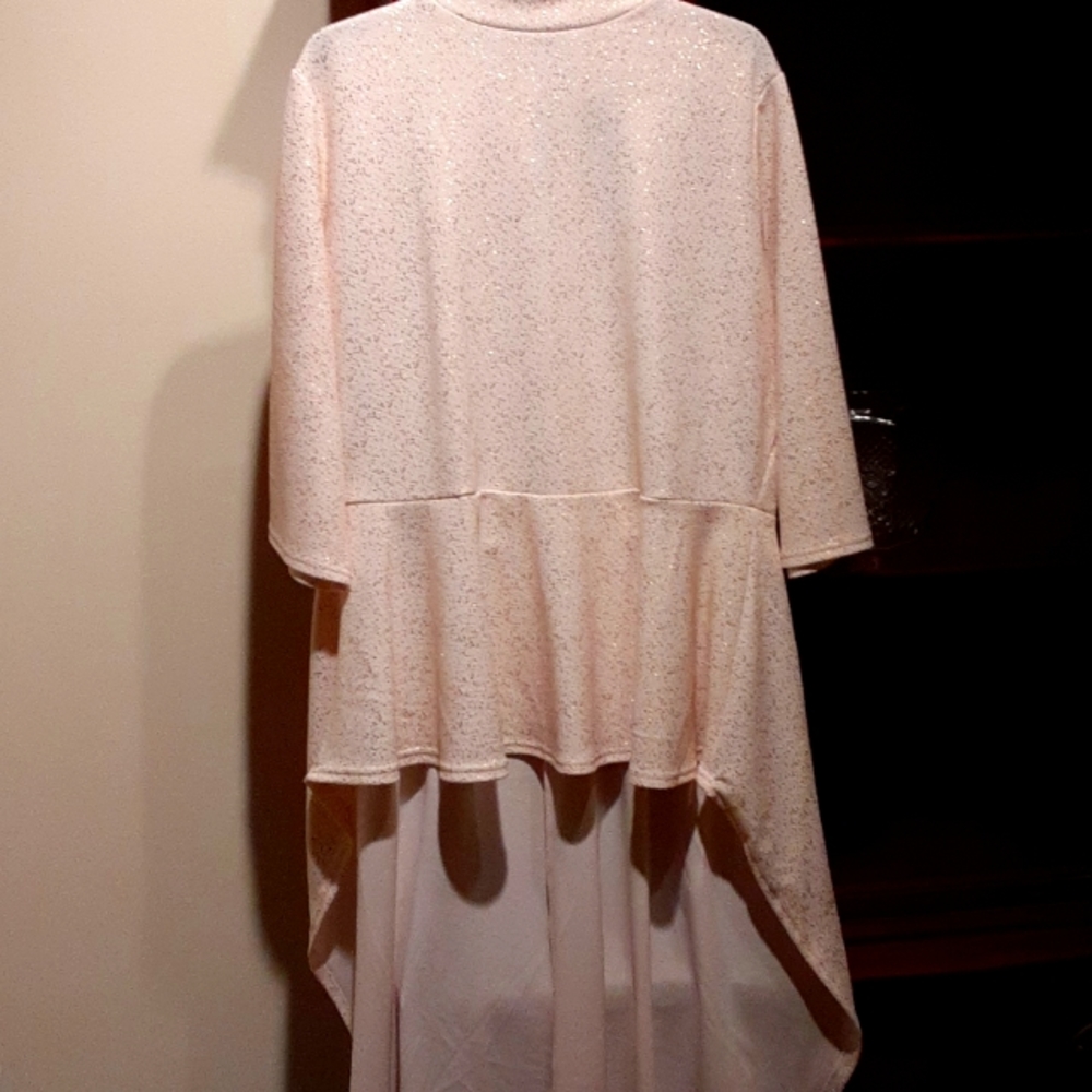 Blouse/Hi-Low